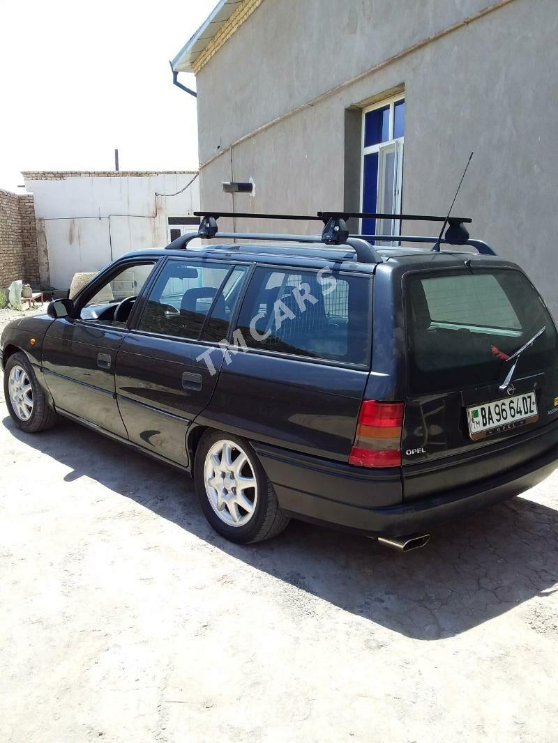 Opel Astra 1995 - 40 000 TMT - Дашогуз - img 2