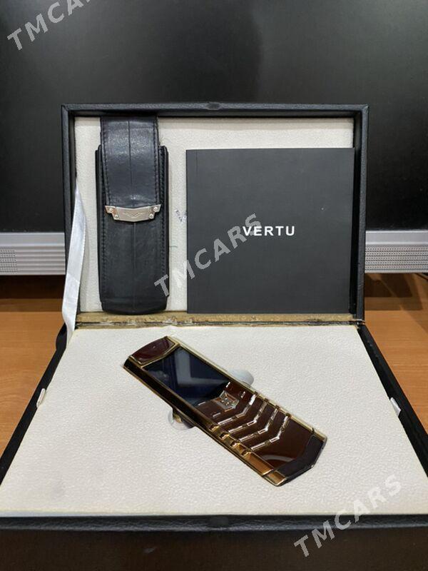 Vertu Signature - Hitrowka - img 2