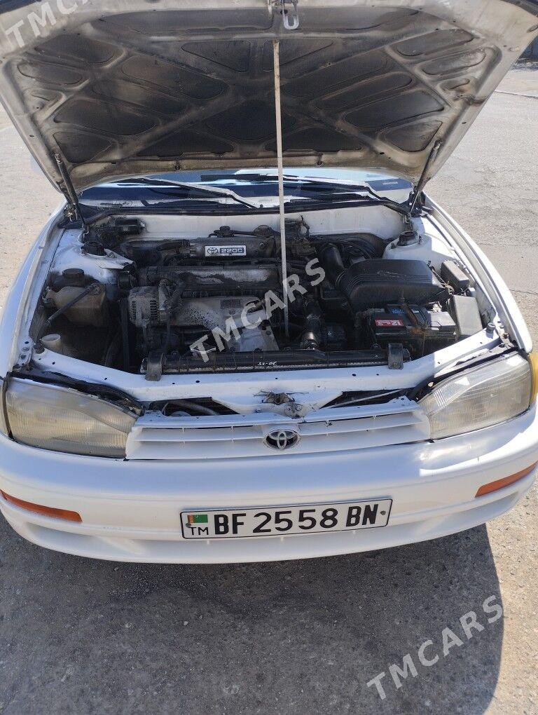 Toyota Camry 1994 - 60 000 TMT - Туркменбаши - img 4