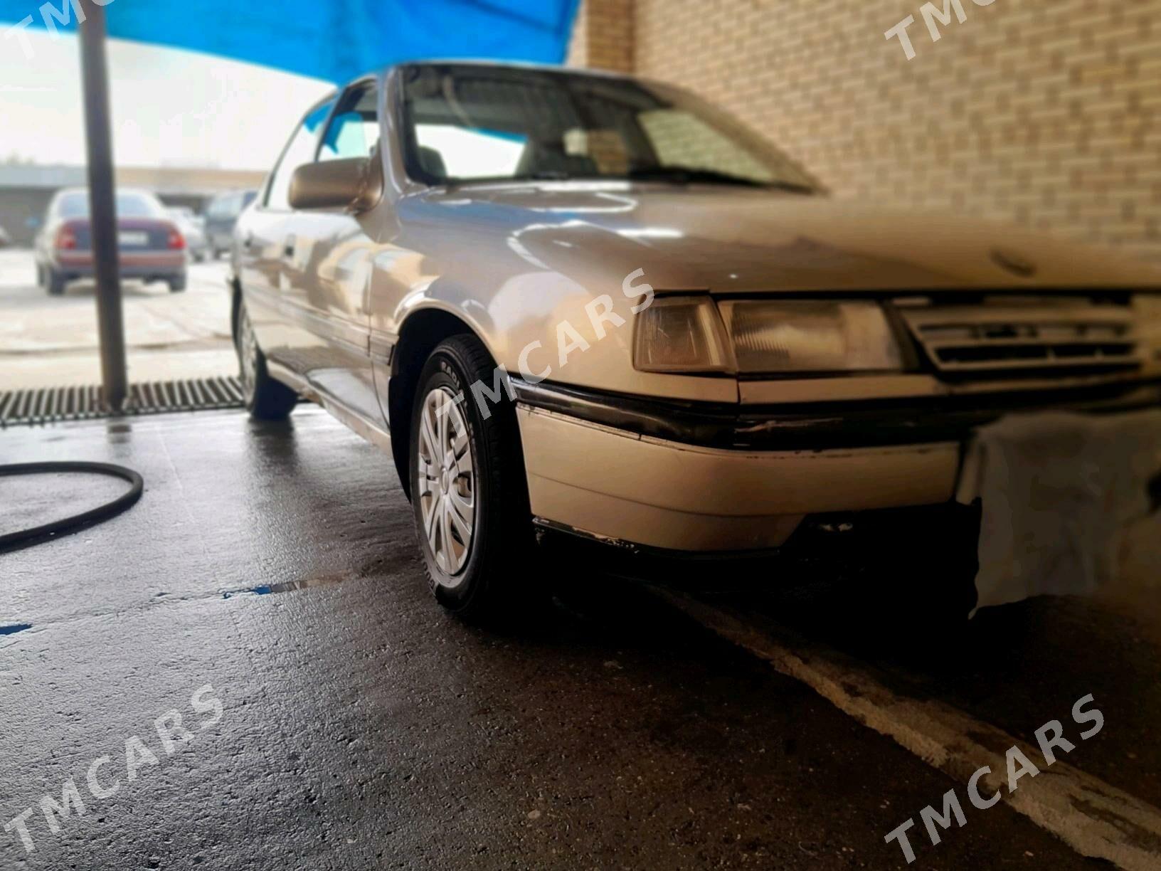 Opel Vectra 1992 - 25 000 TMT - Мары - img 4