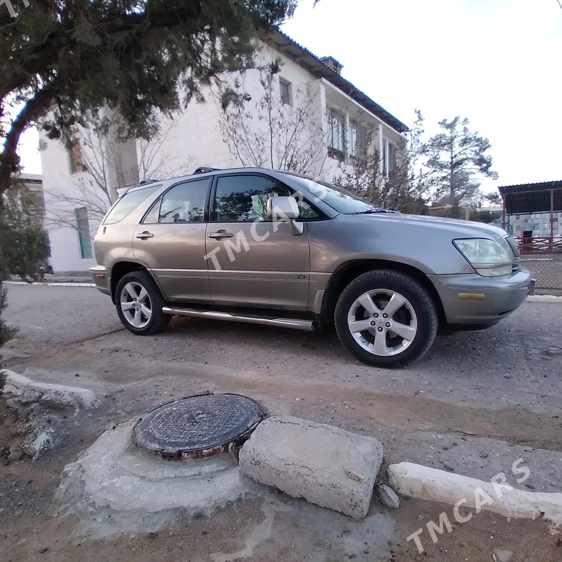 Lexus RX 300 2002 - 137 000 TMT - Türkmenbaşy - img 3