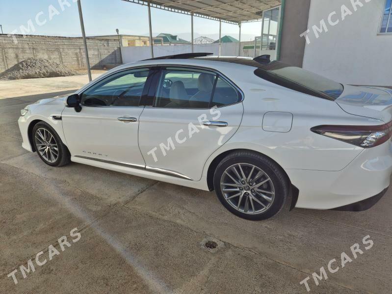 Toyota Camry 2021 - 505 000 TMT - 11 mkr - img 3