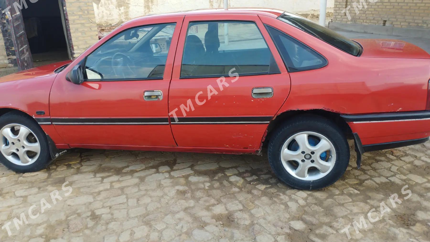 Opel Vectra 1990 - 22 000 TMT - Байрамали - img 4