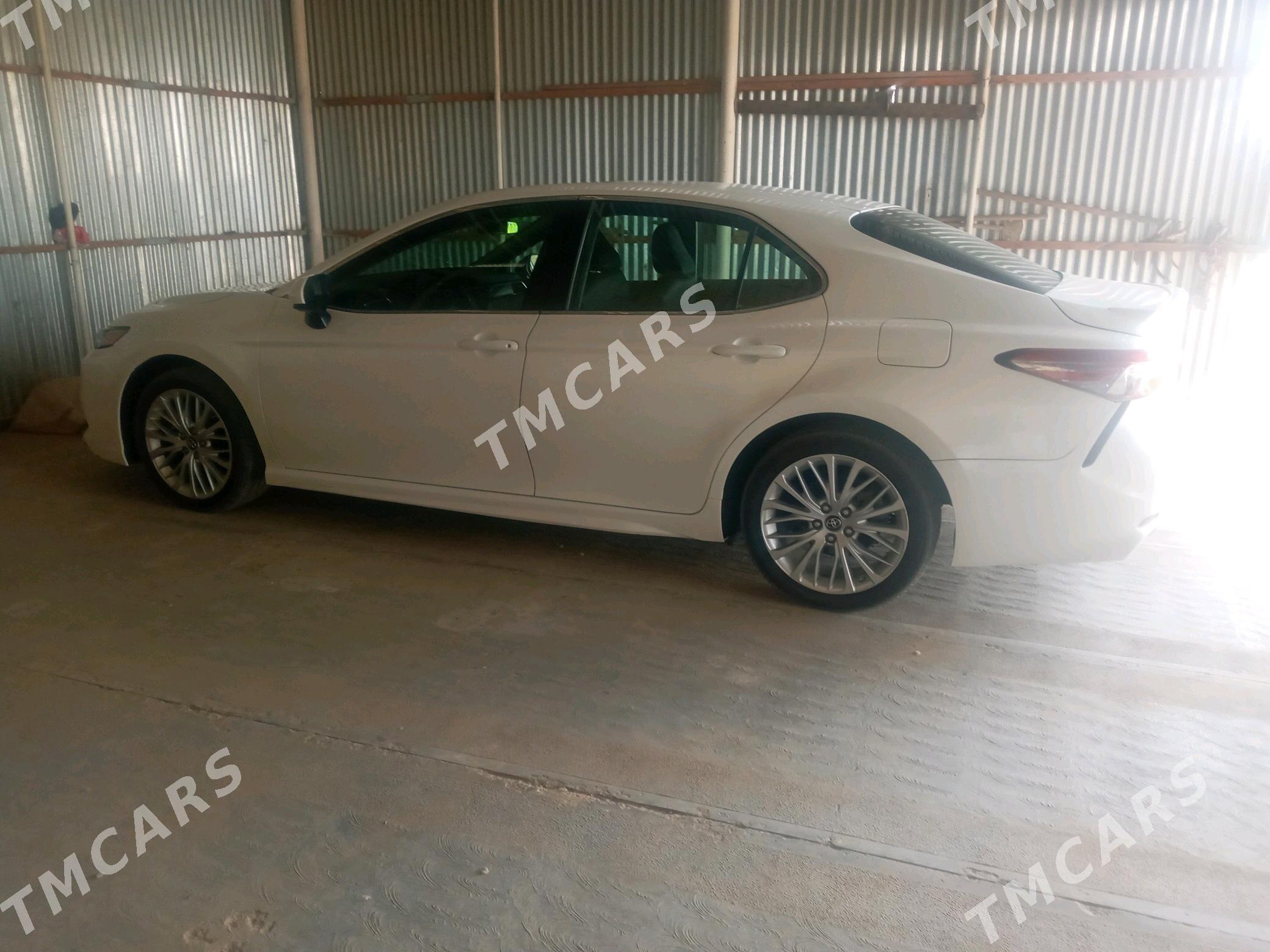 Toyota Camry 2018 - 310 000 TMT - Mary - img 2
