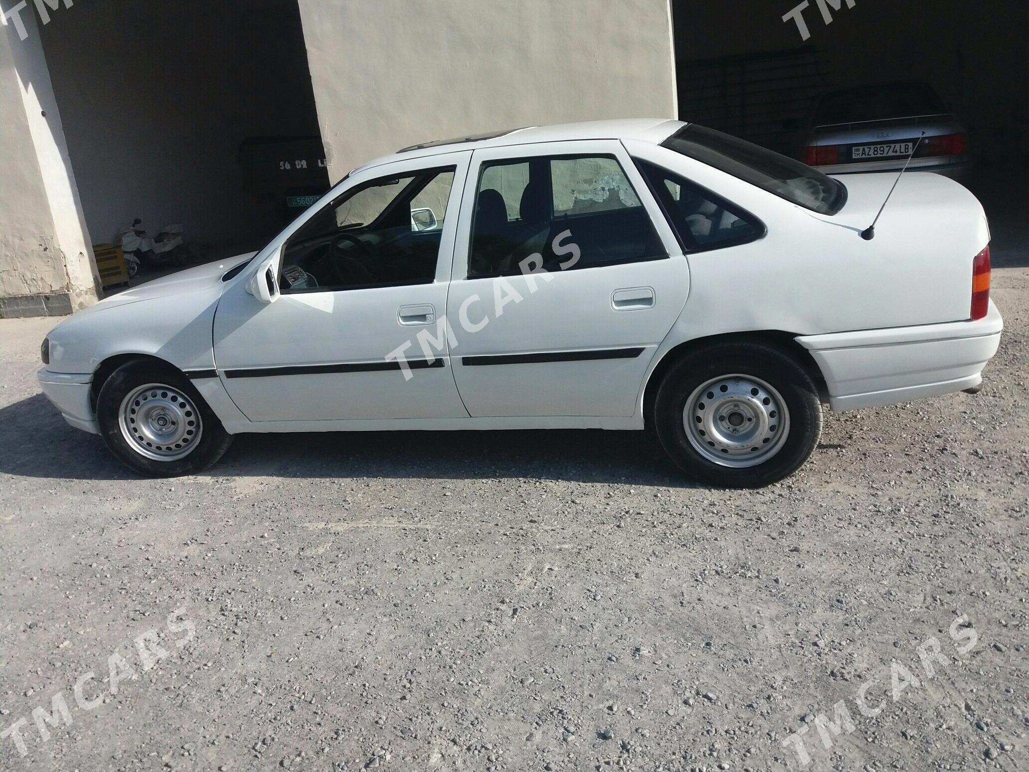Opel Vectra 1991 - 20 000 TMT - Farap - img 3