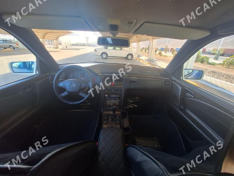 Mercedes-Benz E320 1997 - 85 000 TMT - Türkmenbaşy - img 3