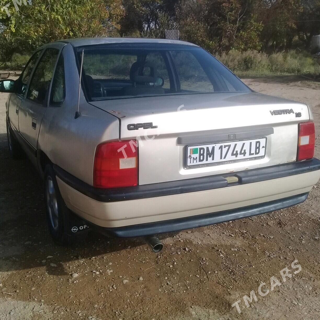 Opel Vectra 1992 - 16 000 TMT - Dostluk - img 5