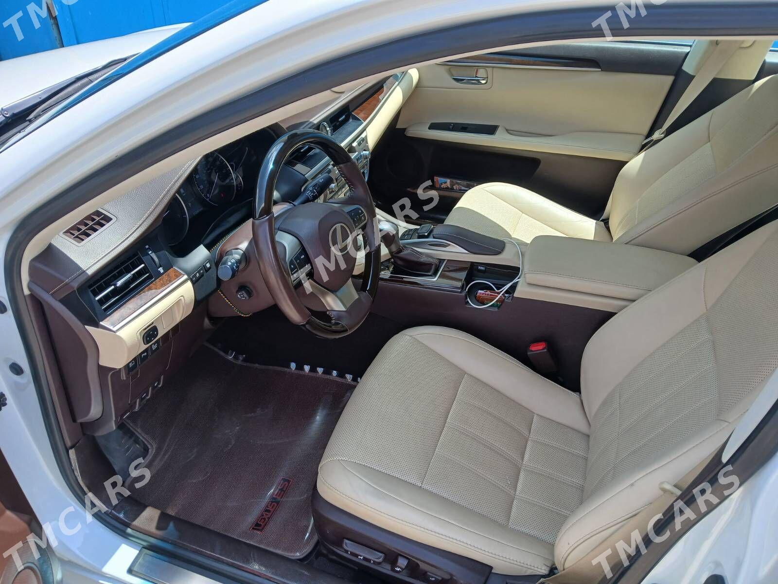 Lexus ES 350 2018 - 545 000 TMT - Бедев - img 4
