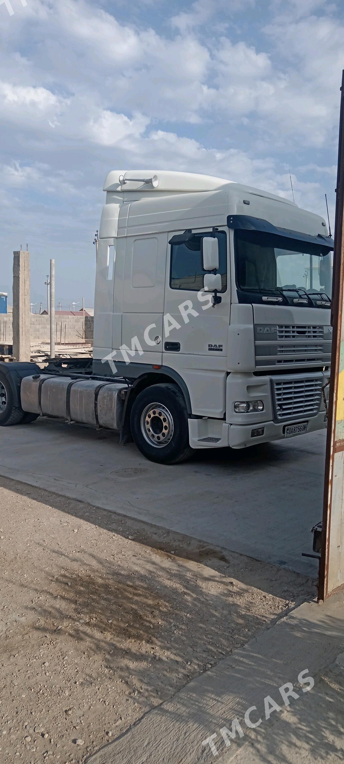 DAF FX 95 2002 - 540 000 TMT - Гумдаг - img 2