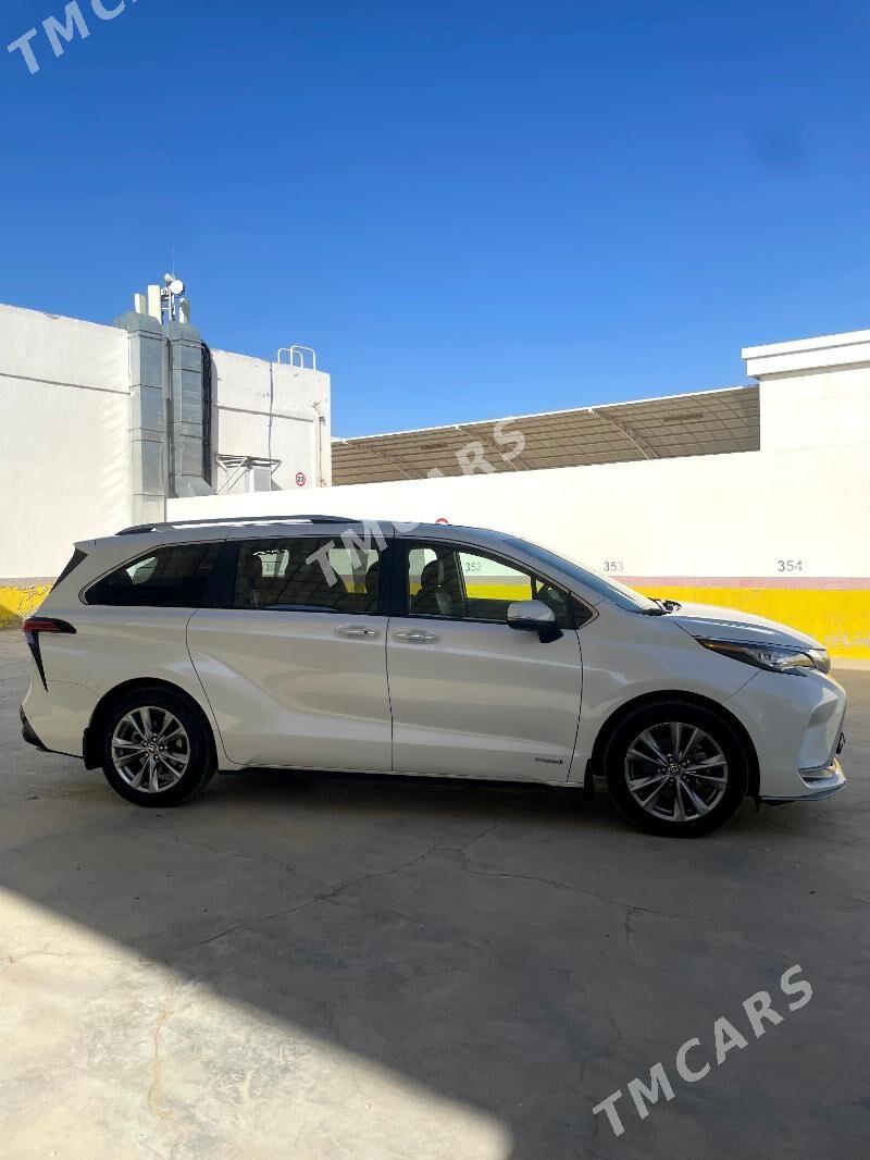 Toyota Sienna 2021 - 850 000 TMT - Aşgabat - img 3