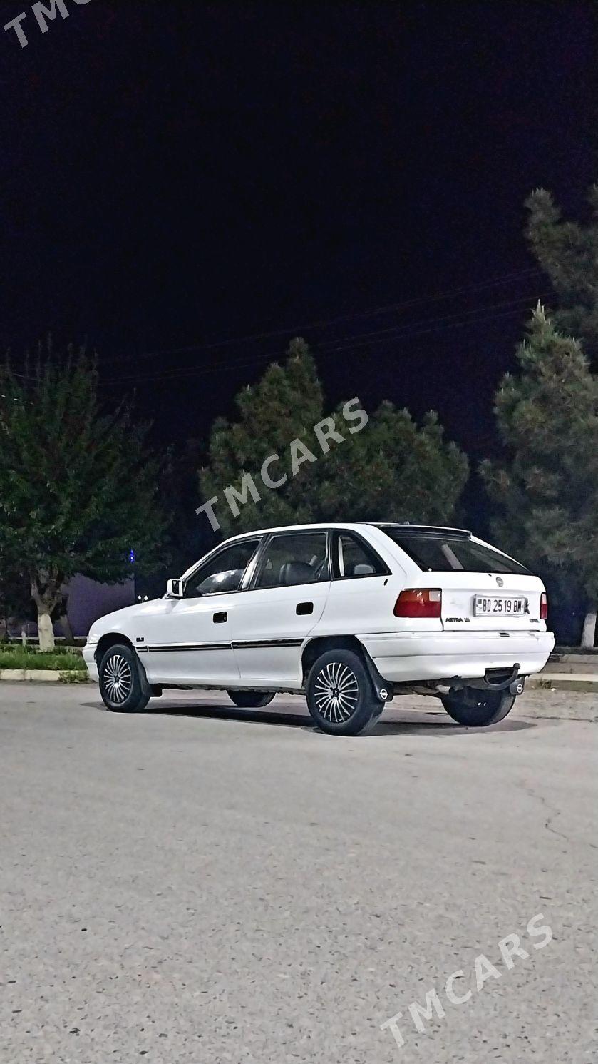 Opel Astra 1992 - 21 000 TMT - Gyzylarbat - img 2