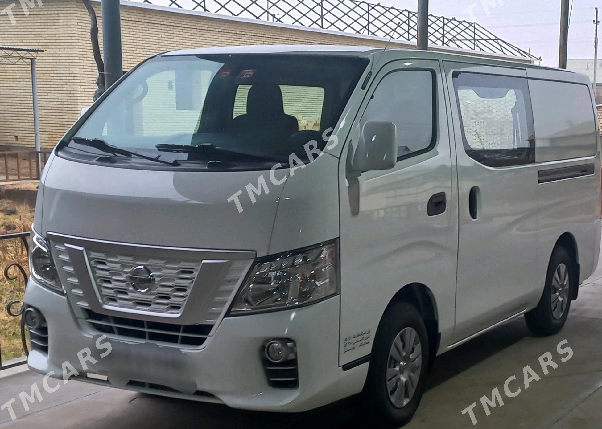 Nissan NV3500 2019 - 330 000 TMT - Мары - img 8