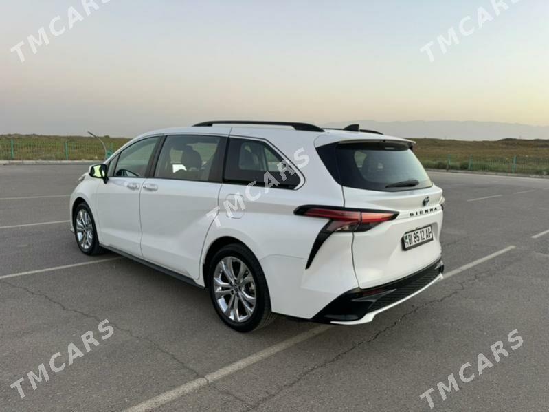 Toyota Sienna 2022 - 750 000 TMT - Ашхабад - img 4