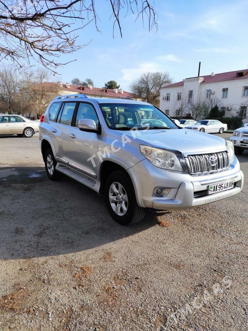 Toyota Land Cruiser Prado 2010 - 360 000 TMT - Гуртли - img 3