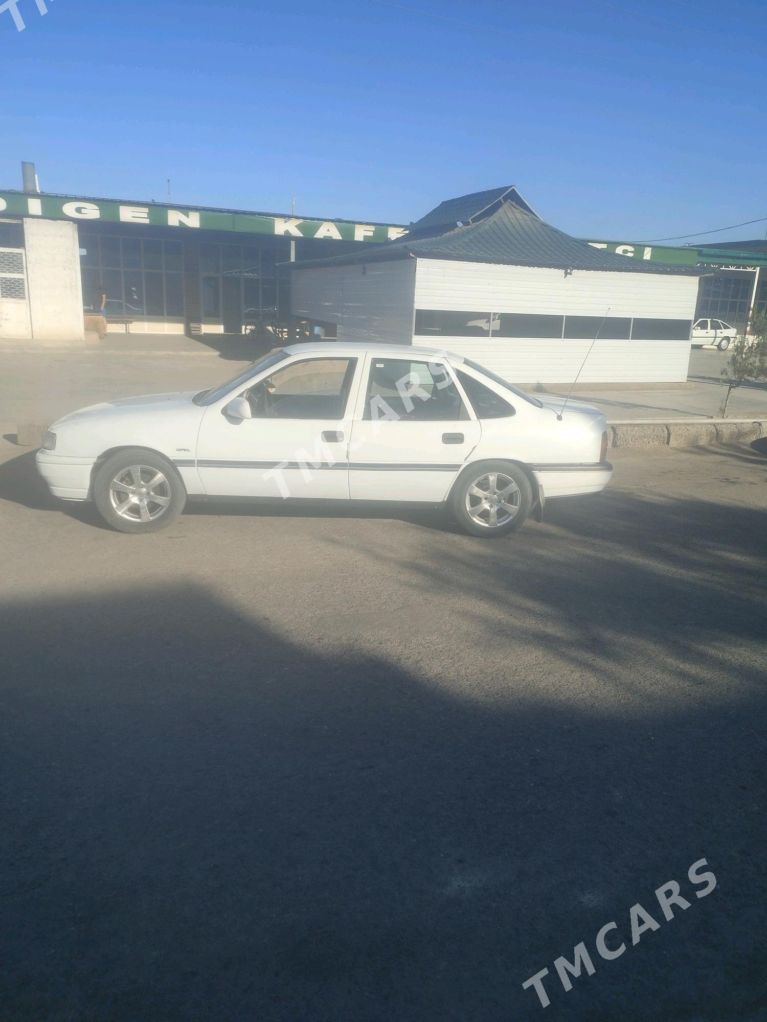 Opel Vectra 1992 - 30 000 TMT - Gubadag - img 2