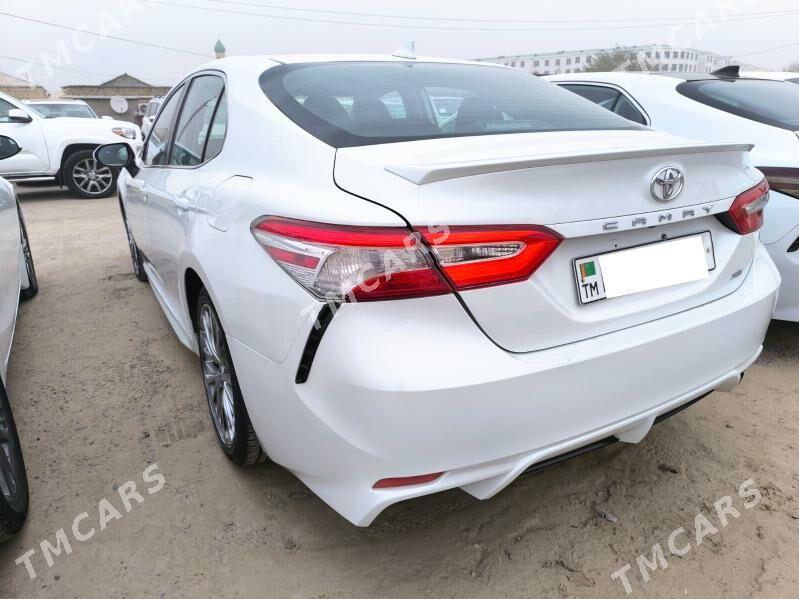 Toyota Camry 2019 - 293 000 TMT - Мары - img 3