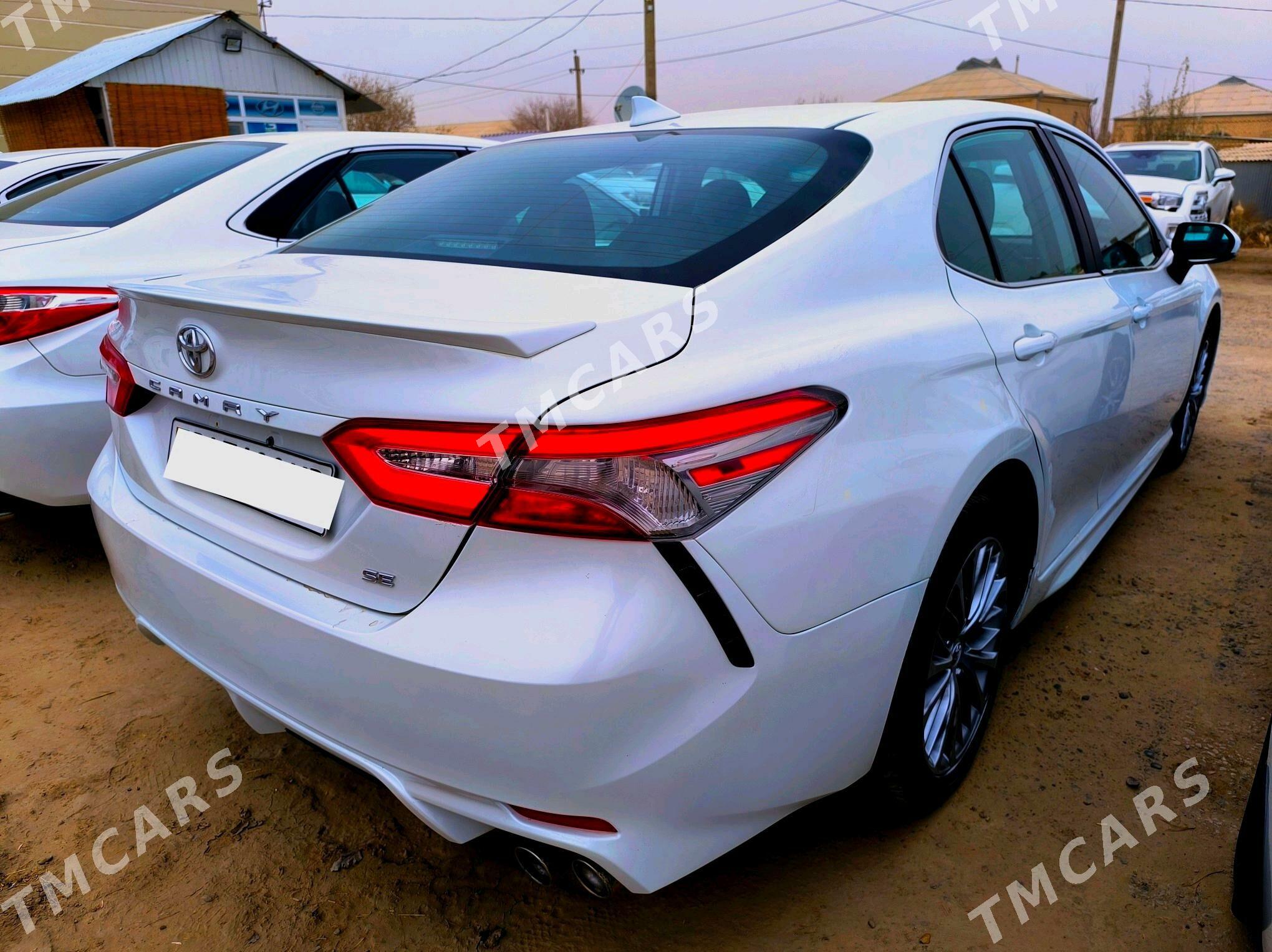 Toyota Camry 2019 - 293 000 TMT - Мары - img 4