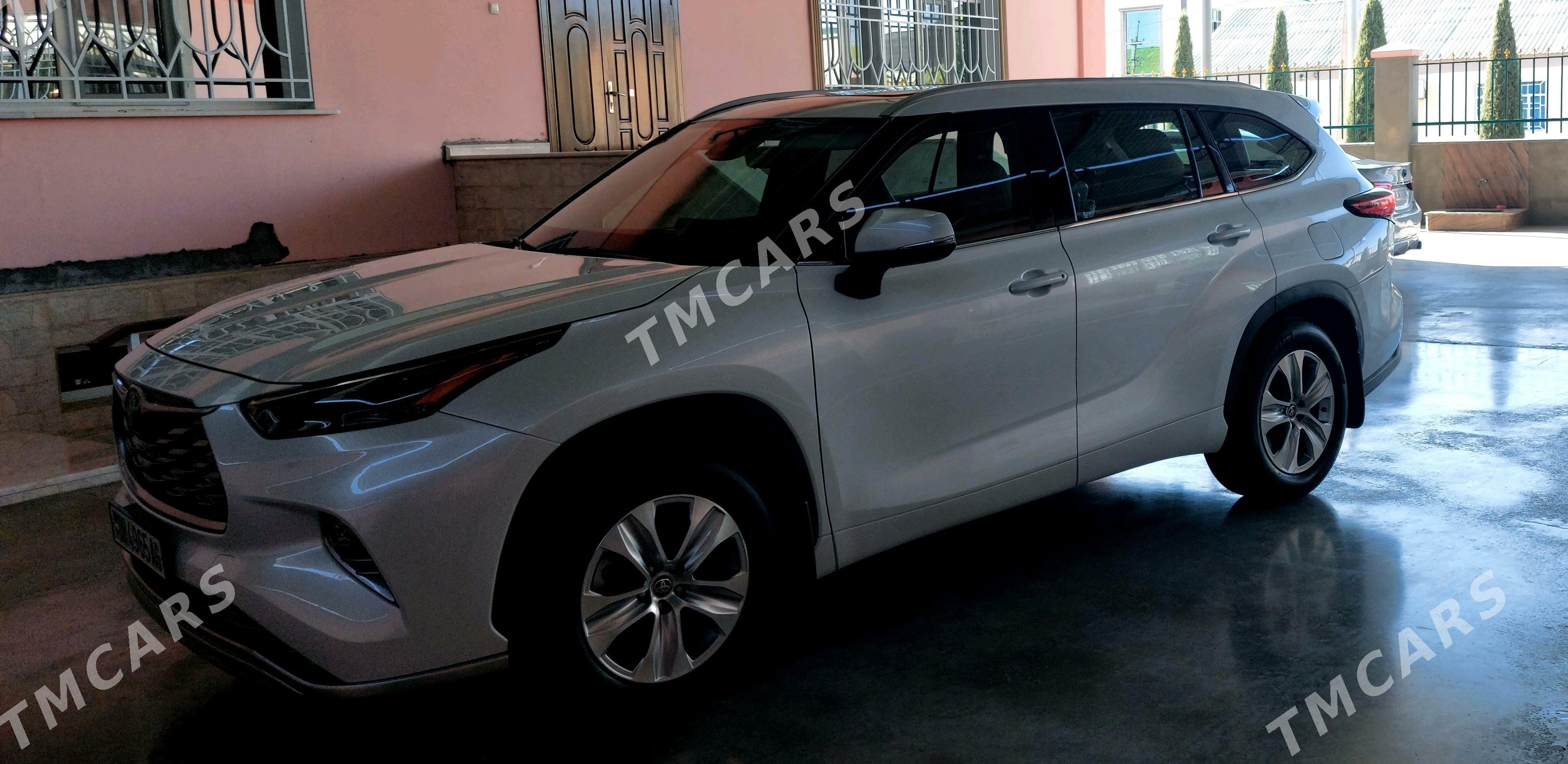 Toyota Highlander 2021 - 600 000 TMT - Çoganly - img 3