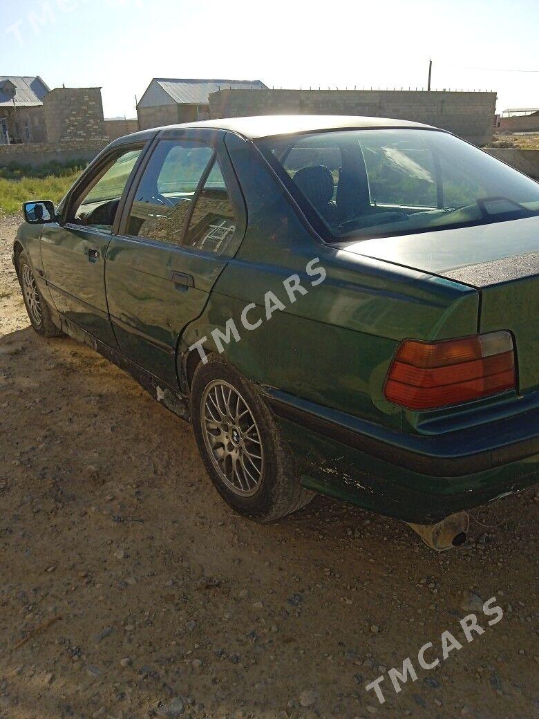 BMW 325 1992 - 18 000 TMT - Гызыларбат - img 3