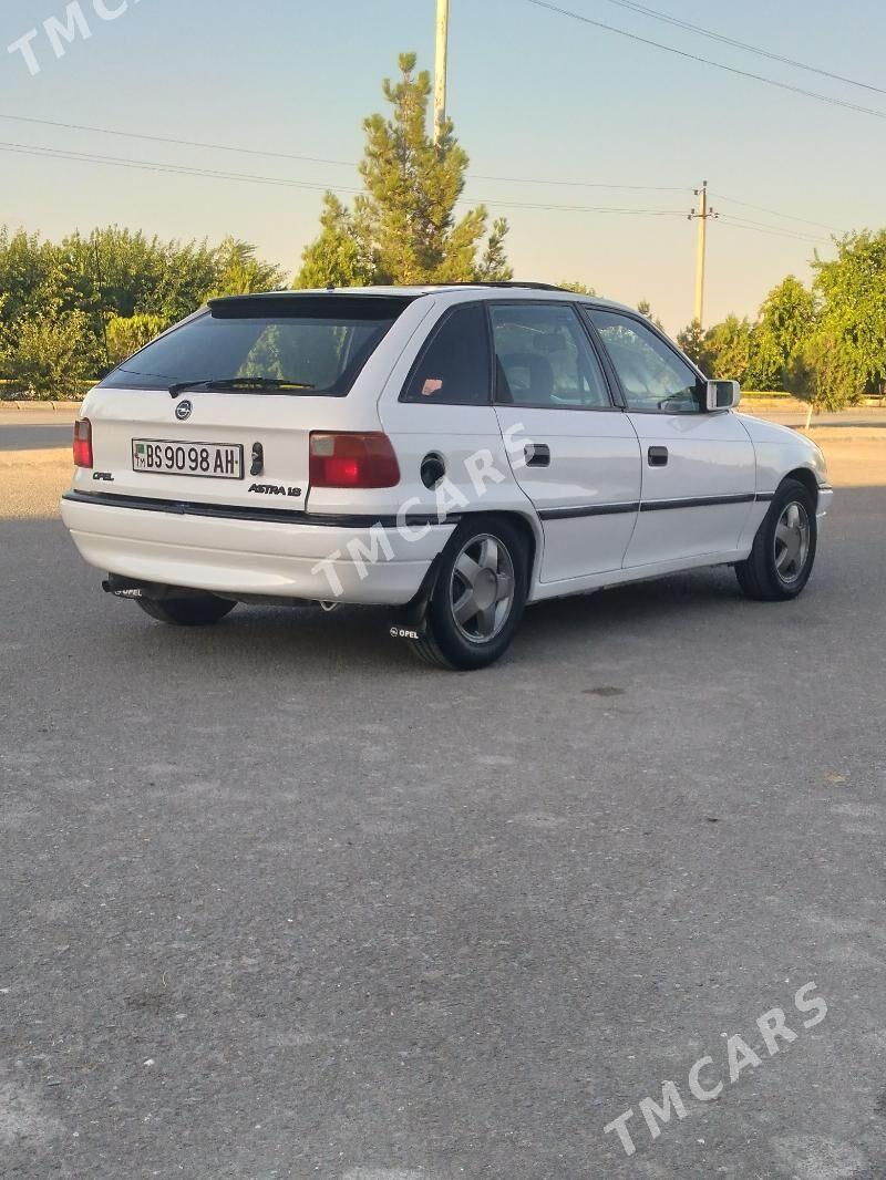 Opel Astra 1992 - 29 000 TMT - Бахарден - img 3