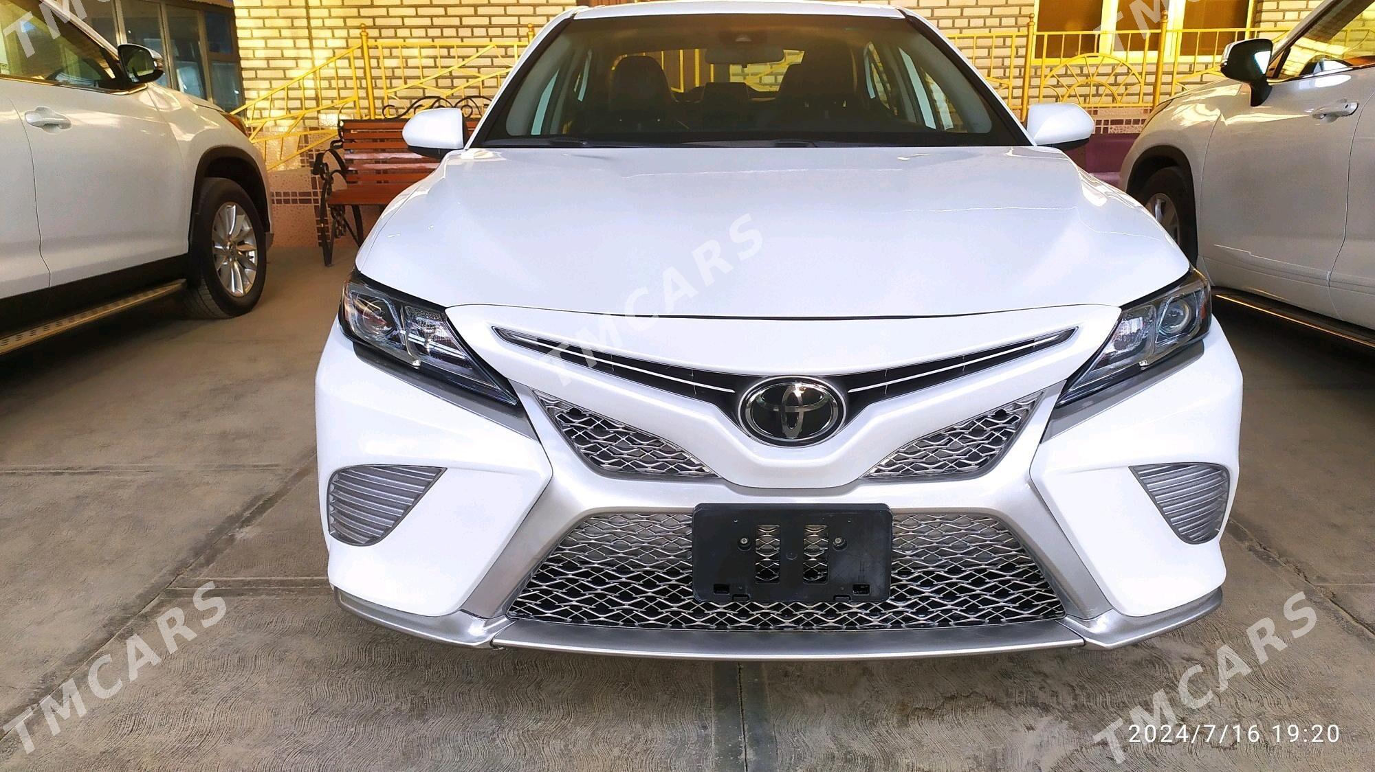 Toyota Camry 2019 - 260 000 TMT - Мары - img 6