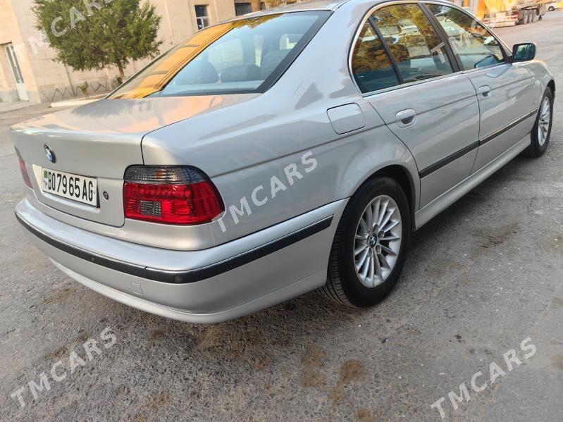 BMW E39 1998 - 110 000 TMT - Aşgabat - img 2