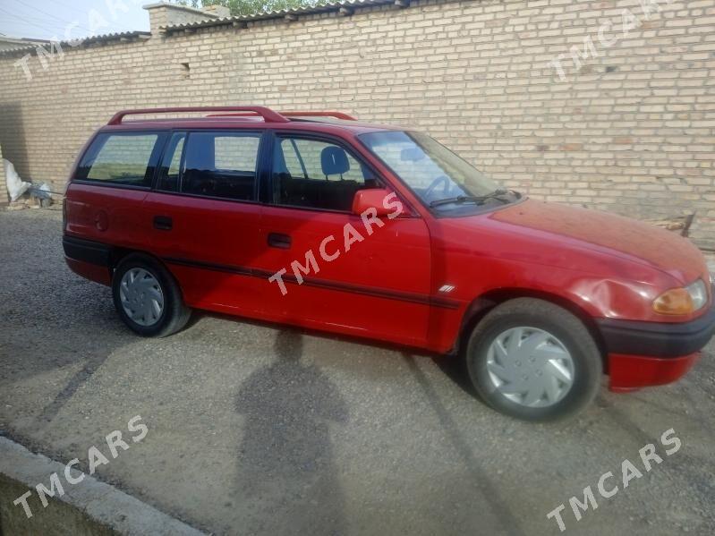Opel Astra 1995 - 32 000 TMT - Мары - img 2