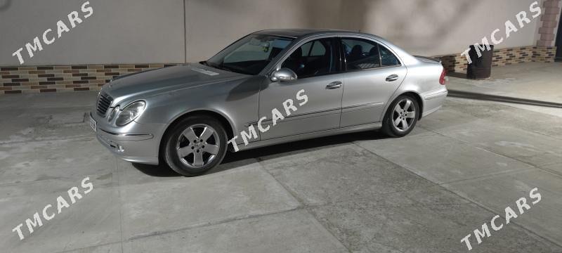 Mercedes-Benz E320 2002 - 125 000 TMT - Türkmenbaşy - img 3