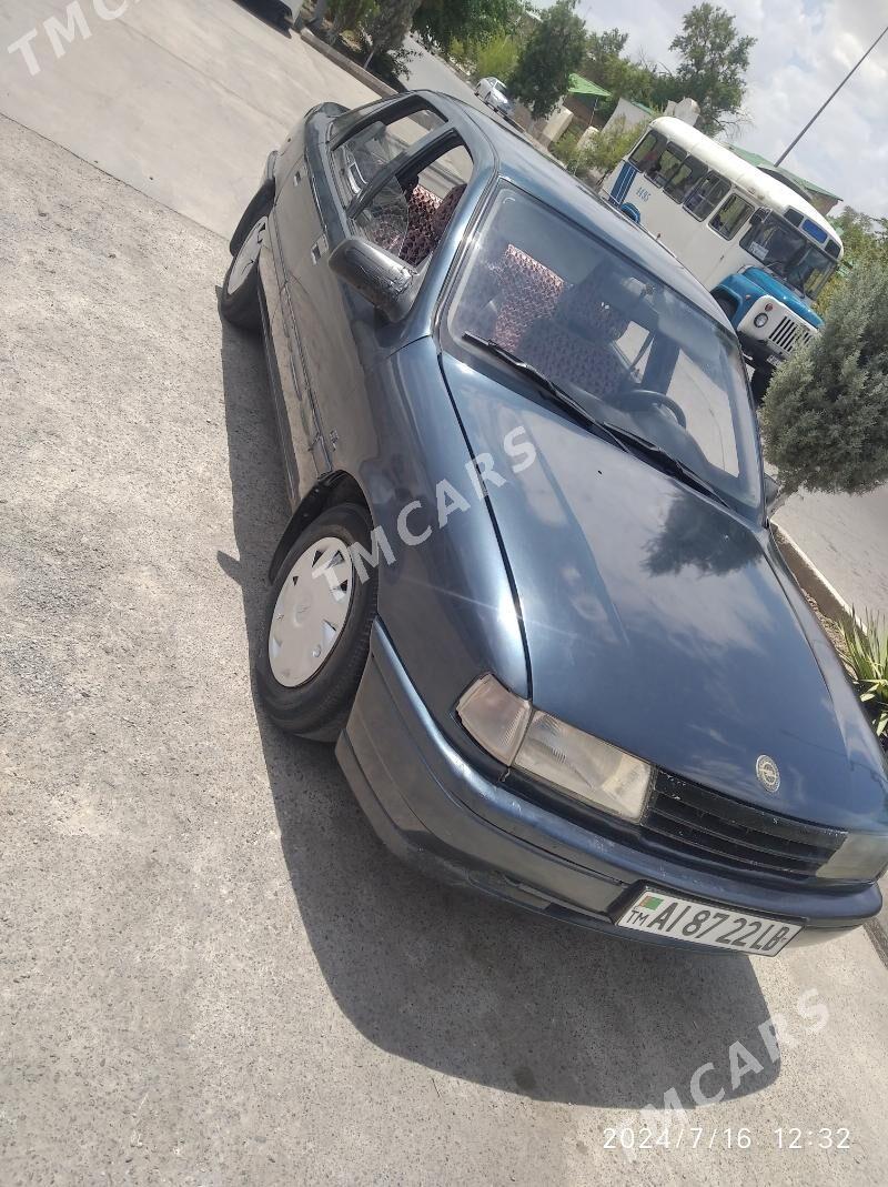 Opel Vectra 1991 - 20 000 TMT - Чарджоу - img 3
