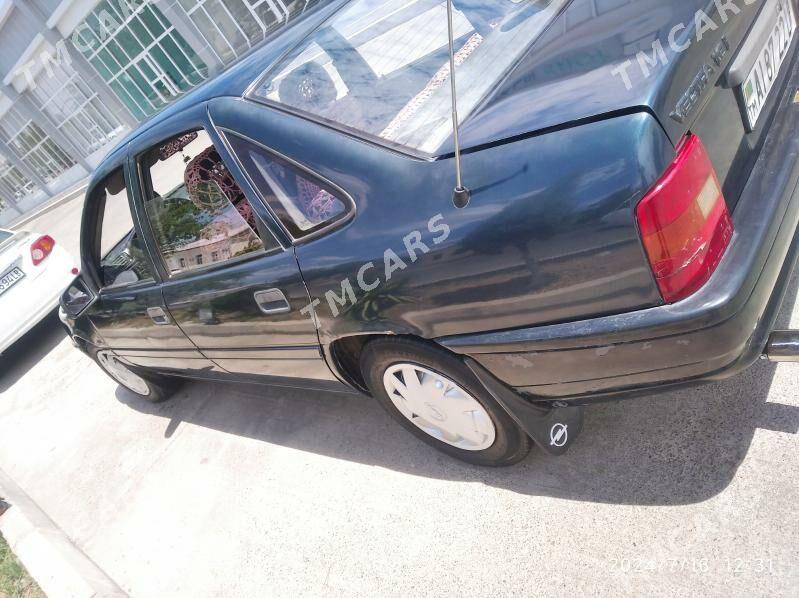 Opel Vectra 1991 - 20 000 TMT - Çärjew - img 4