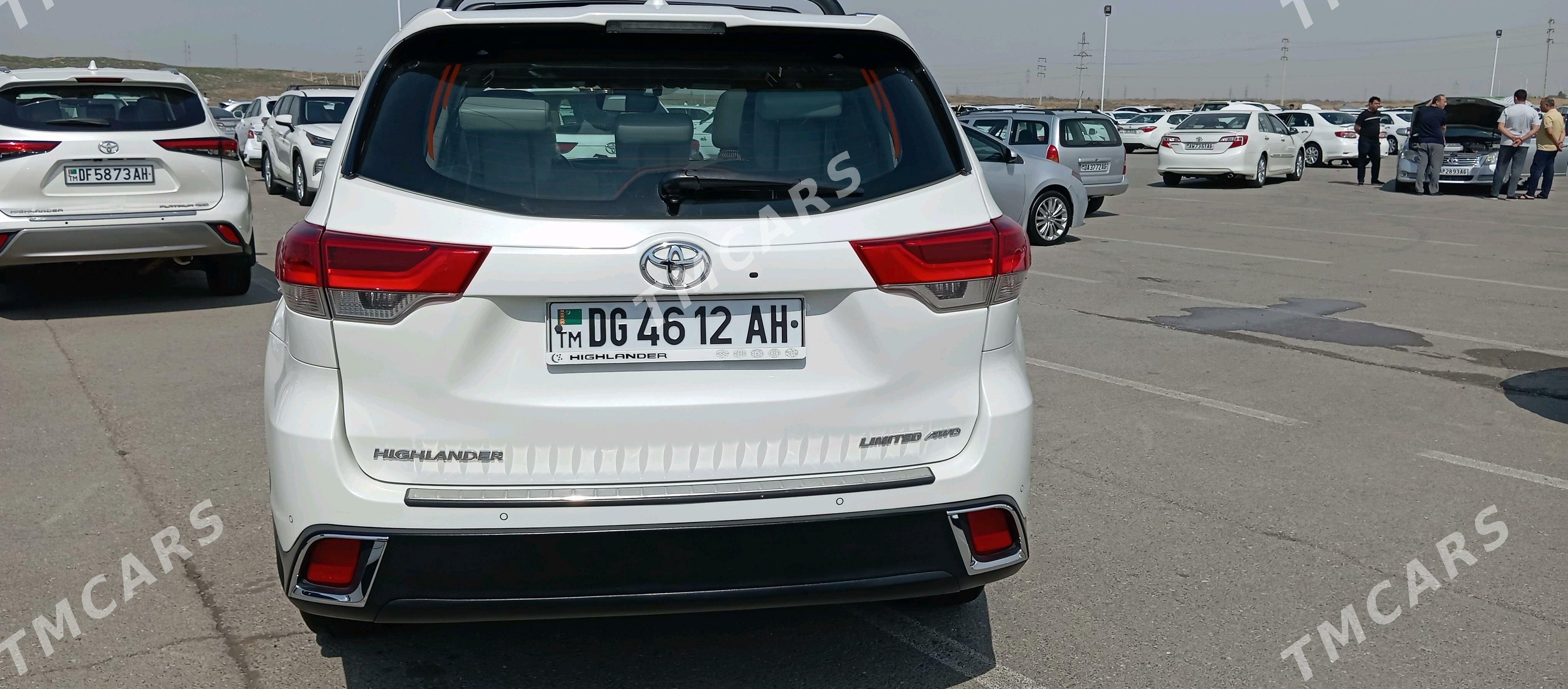 Toyota Highlander 2019 - 480 000 TMT - Ашхабад - img 3