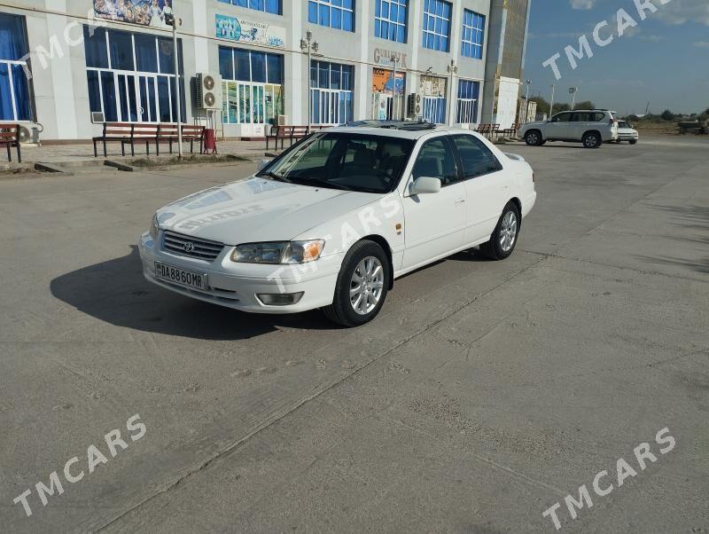 Toyota Camry 2000 - 130 000 TMT - Мары - img 3