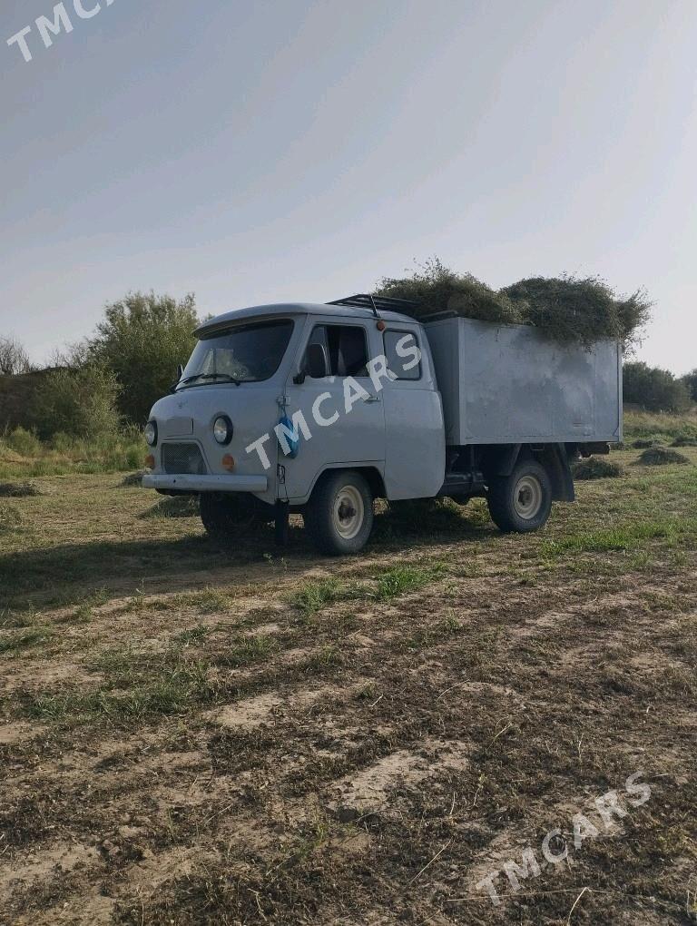 UAZ 2206 2002 - 40 000 TMT - Тагтабазар - img 2