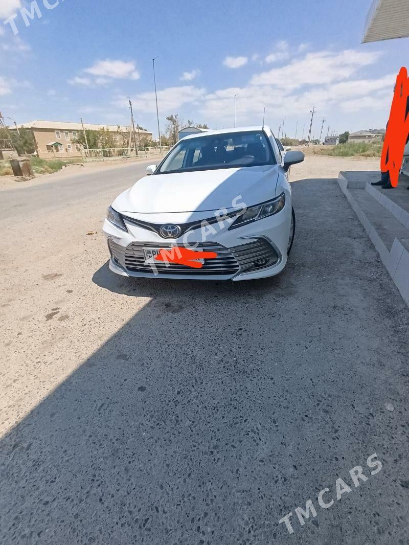 Toyota Camry 2021 - 350 000 TMT - Сакарчага - img 3