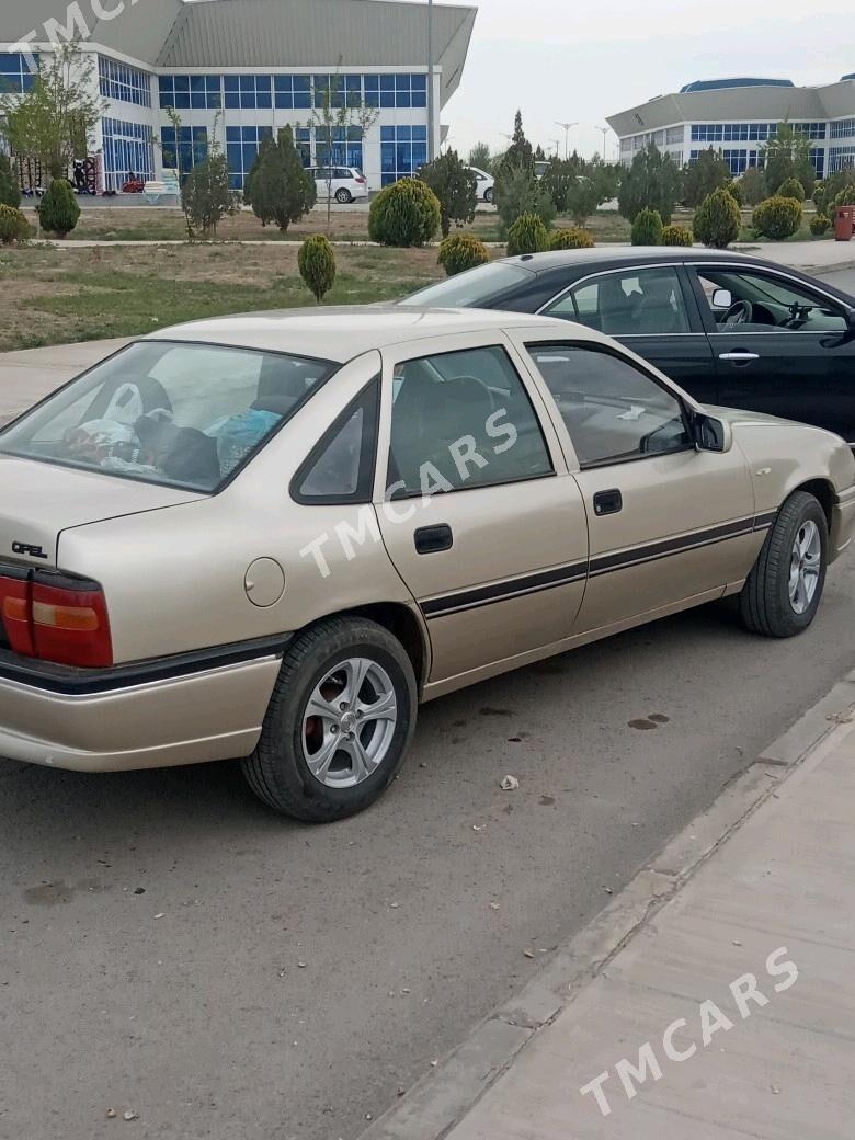 Opel Vectra 1993 - 36 000 TMT - Кёнеургенч - img 2