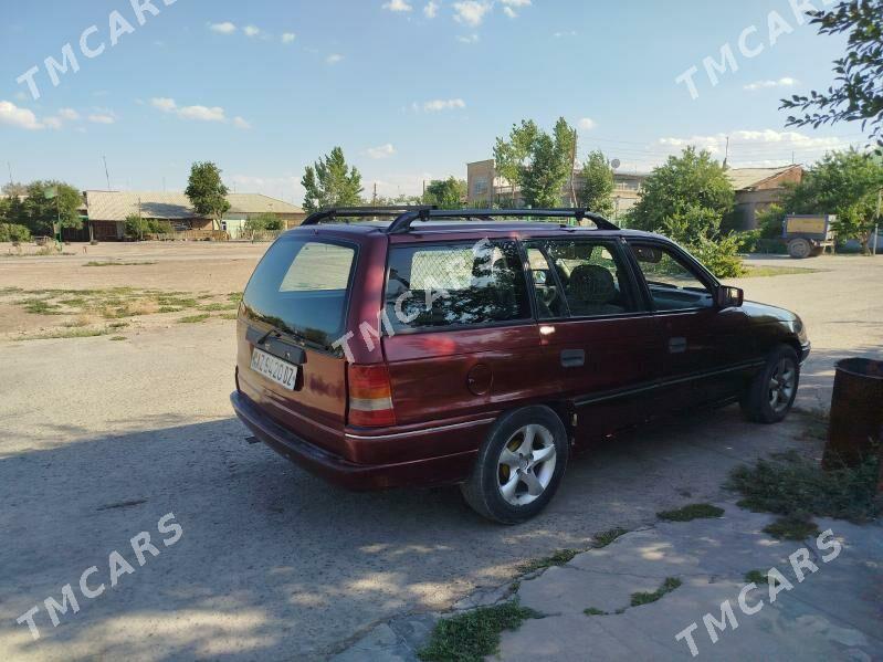 Opel Astra 1992 - 25 000 TMT - Дашогуз - img 2