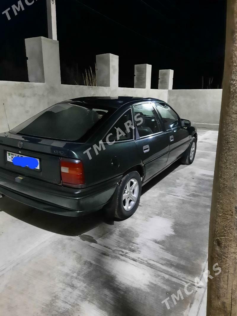 Opel Vectra 1994 - 40 000 TMT - Болдумсаз - img 4