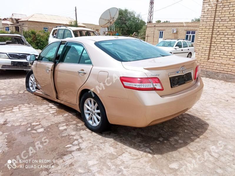 Toyota Camry 2010 - 105 000 TMT - Мары - img 3