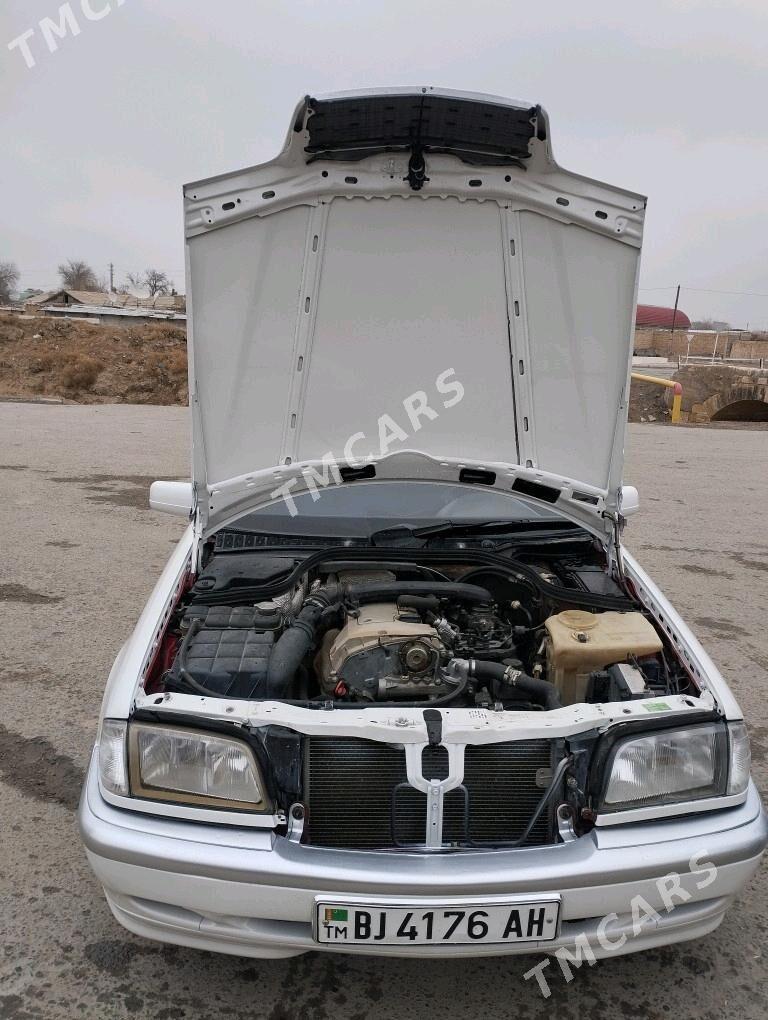 Mercedes-Benz C250 1997 - 58 000 TMT - Кака - img 4