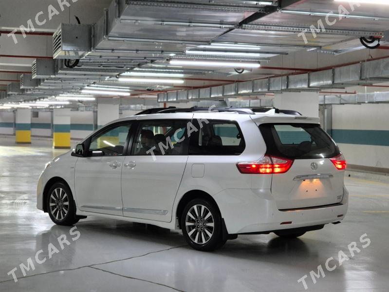 Toyota Sienna 2019 - 635 000 TMT - Aşgabat - img 4