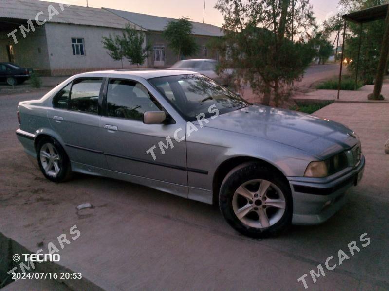 BMW M3 1992 - 30 000 TMT - Гурбансолтан Едже - img 2