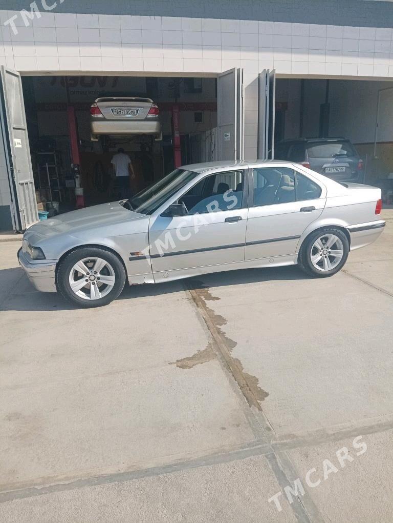 BMW 320 1993 - 27 000 TMT - Mary - img 7