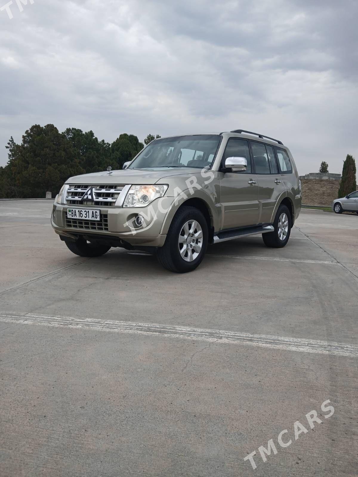 Mitsubishi Pajero 2013 - 265 000 TMT - Aşgabat - img 3