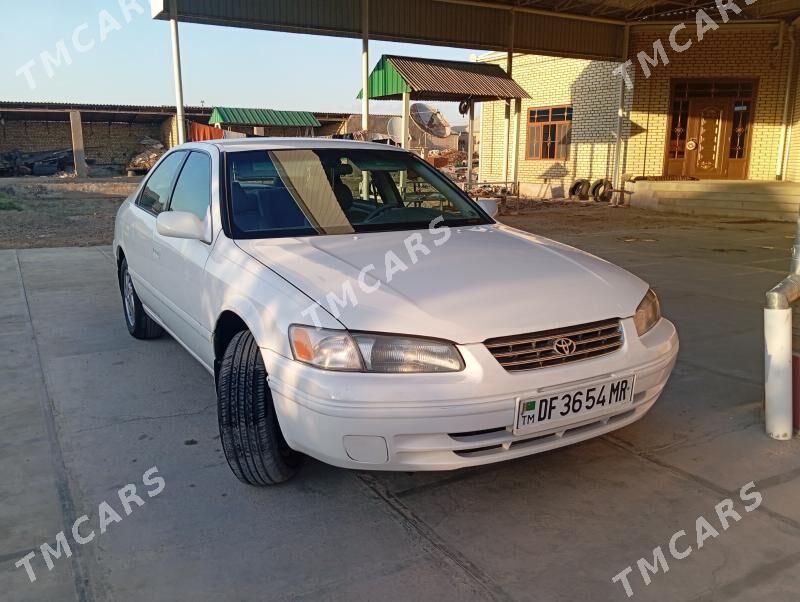 Toyota Camry 1997 - 108 000 TMT - Векильбазар - img 3