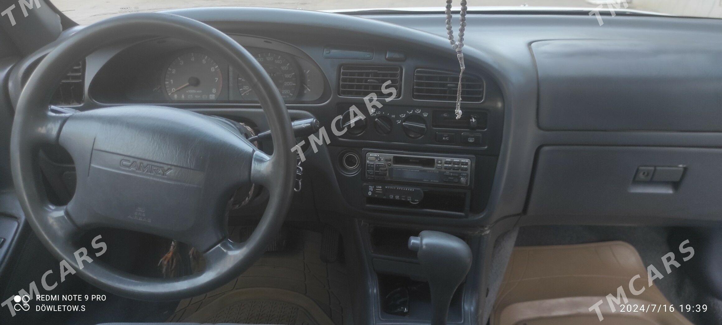 Toyota Camry 1996 - 65 000 TMT - Halaç - img 3