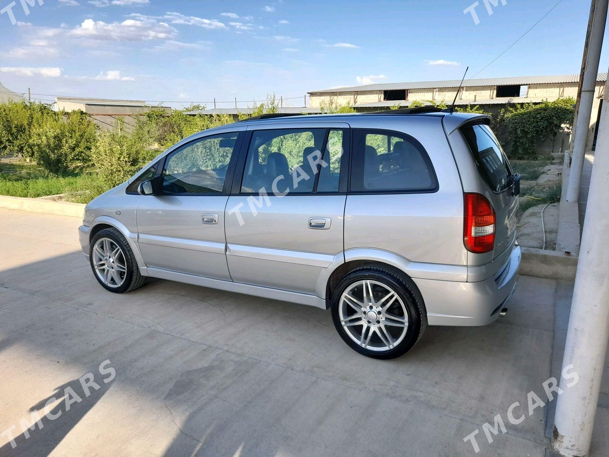 Opel Zafira 2002 - 110 000 TMT - Бахарден - img 5