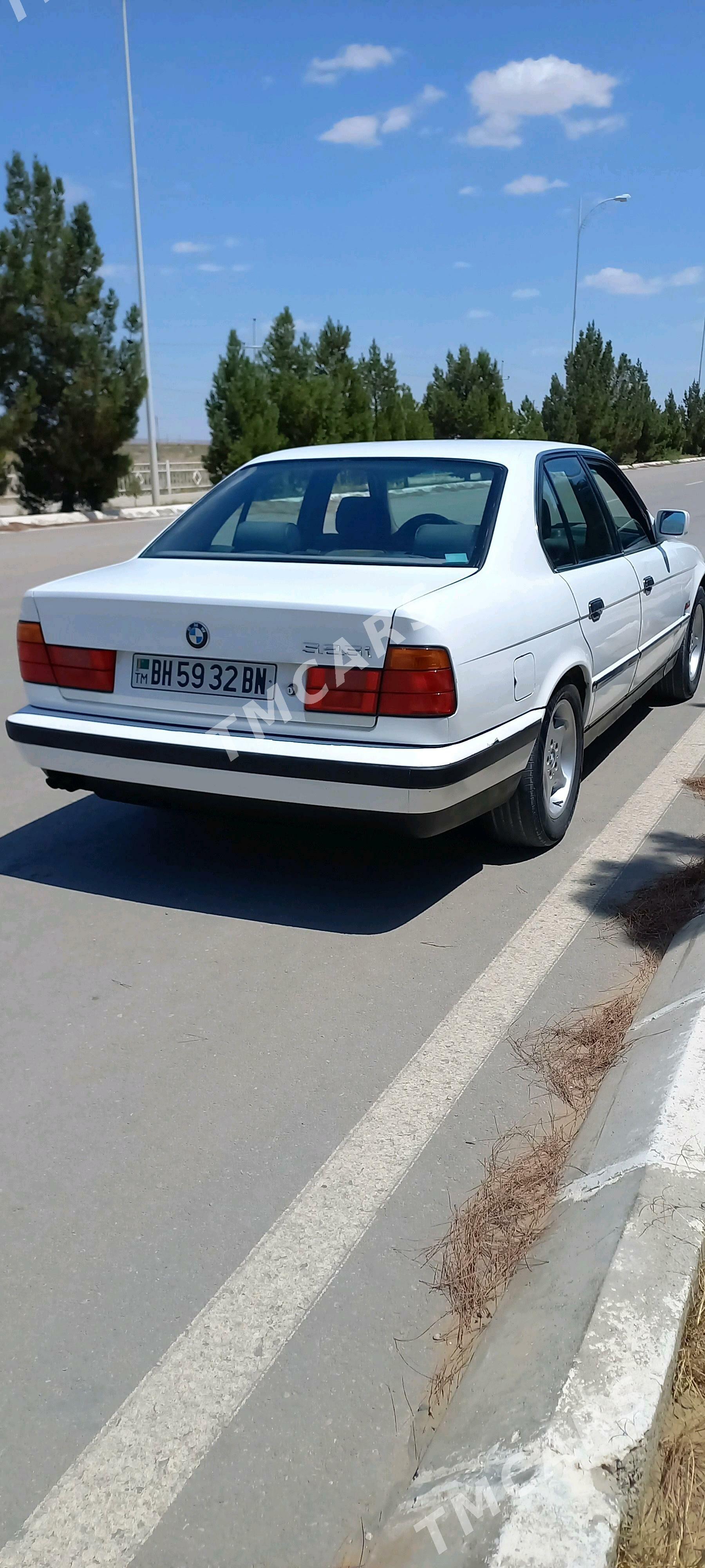 BMW 525 1988 - 32 000 TMT - Balkanabat - img 2