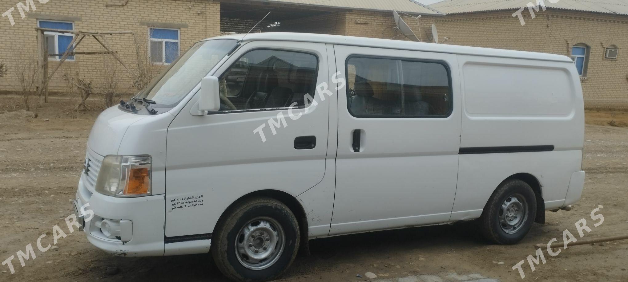 Nissan Urvan 2007 - 120 000 TMT - Garagum etraby - img 5