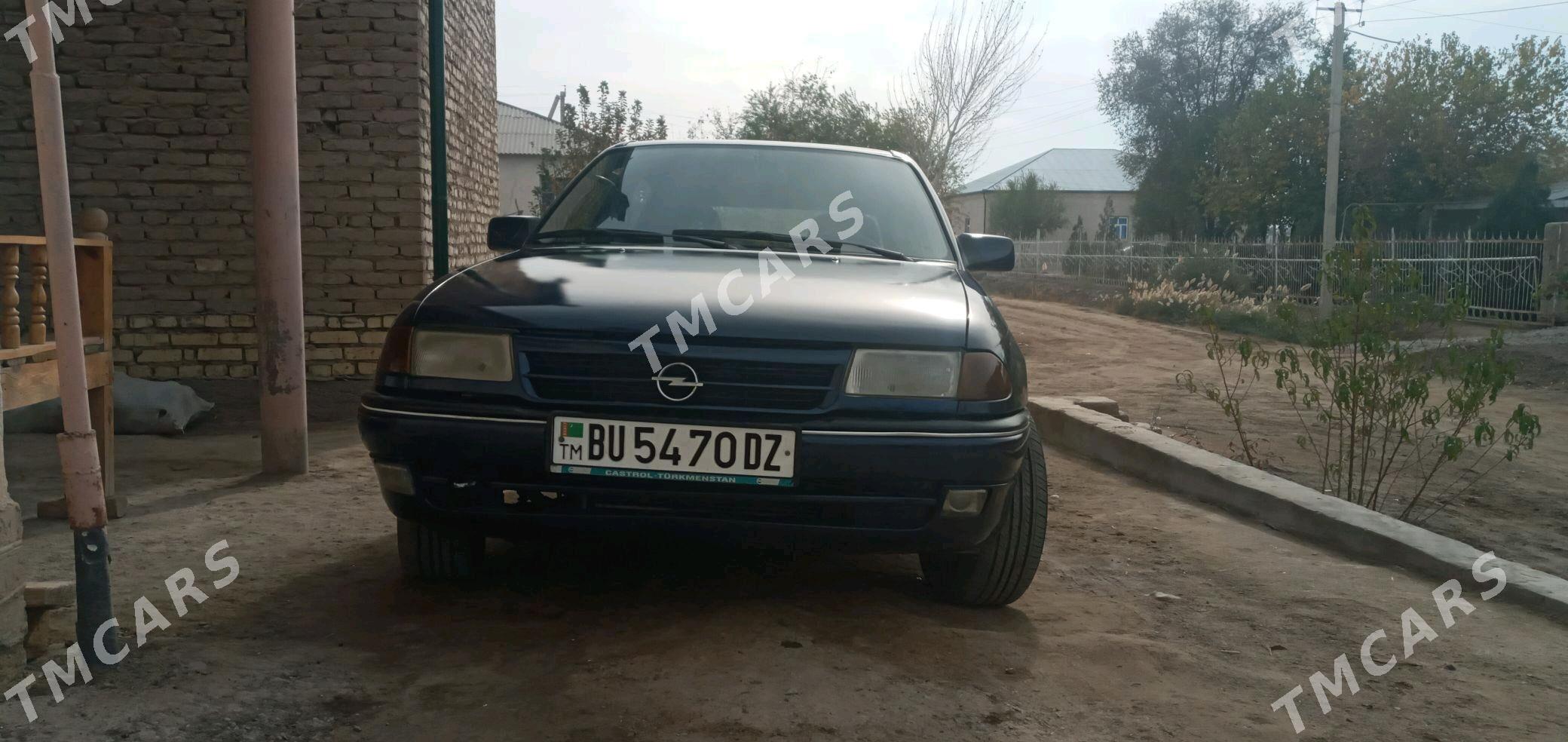 Opel Astra 1992 - 30 000 TMT - Гороглы (Тагта) - img 2
