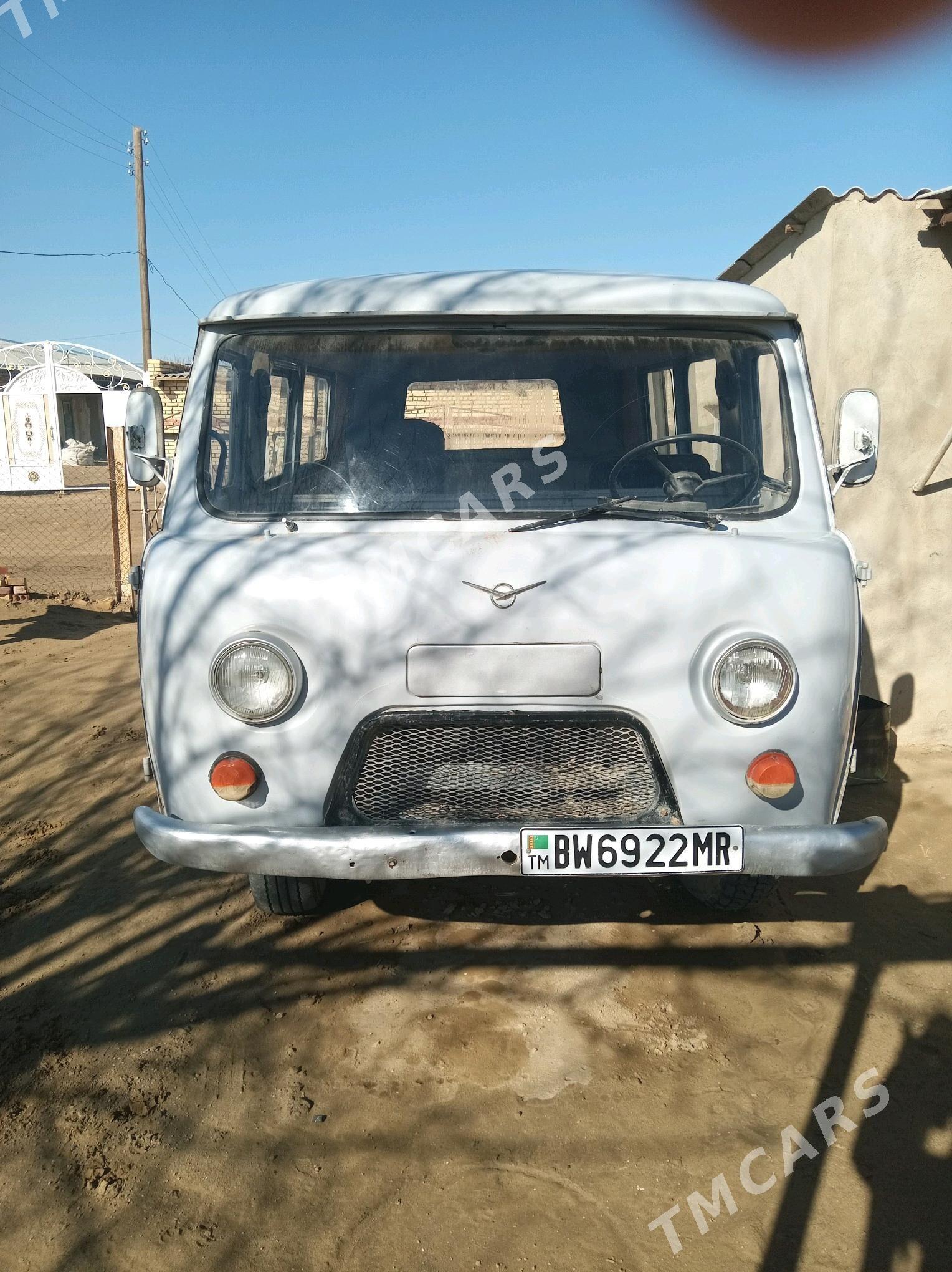 UAZ Profi 1981 - 23 000 TMT - Байрамали - img 5